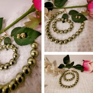 Fashionable Faux Pearl Set